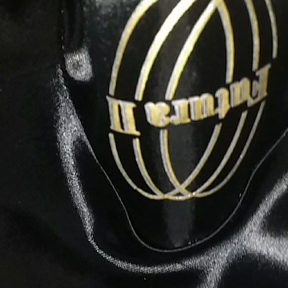 Hat - Picture 4 of 6